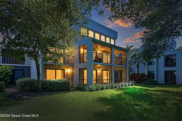 2165 GALLEON DR I-2