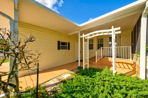182 SCENIC DR