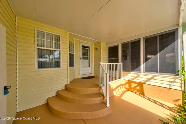 182 SCENIC DR