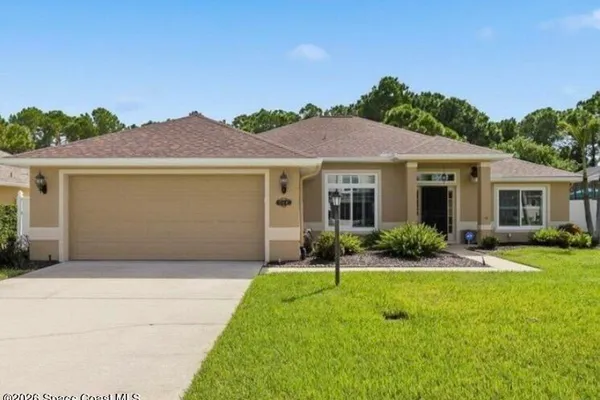 246 PEBBLE HILL WAY