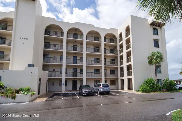 5805 N BANANA RIVER BLVD 1146