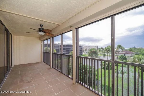 5805 N BANANA RIVER BLVD 1146