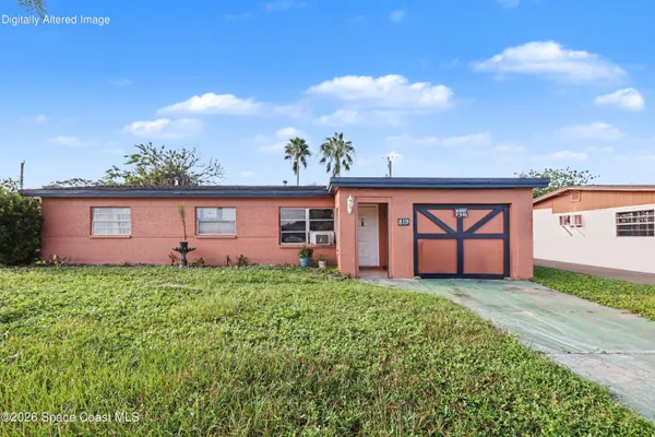 819 ALMOND BLVD