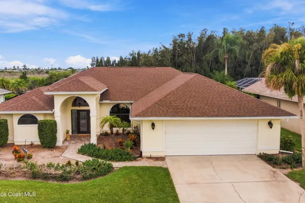 2013 SYKES CREEK DR