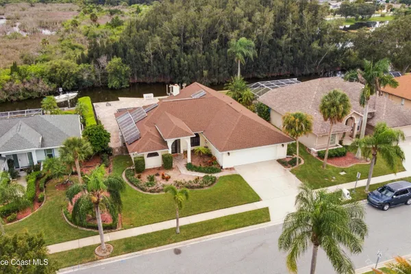 2013 SYKES CREEK DR