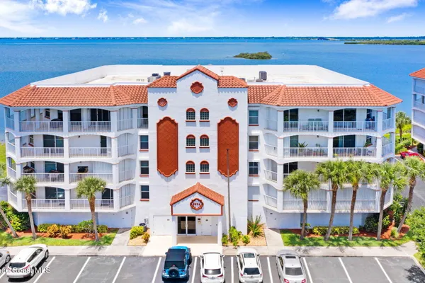 8934 PUERTO DEL RIO DR 8402