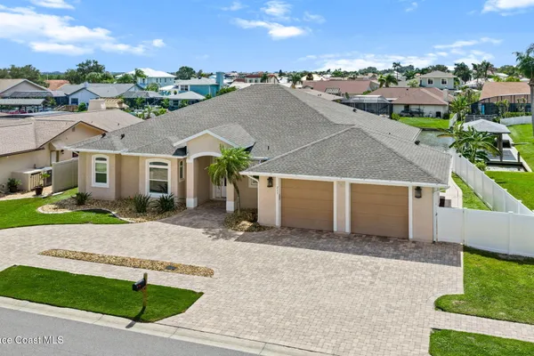 215 CORDOBA CT