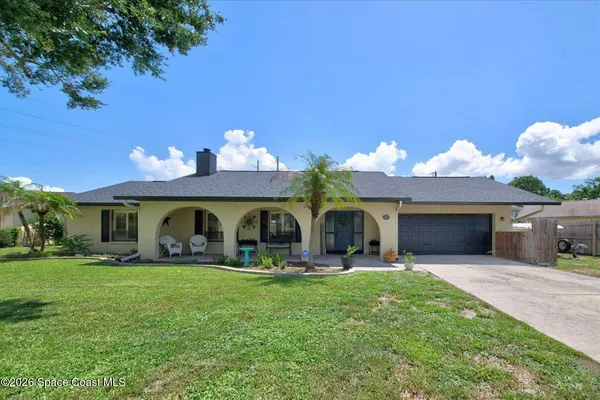 200 FOREST HILL DR