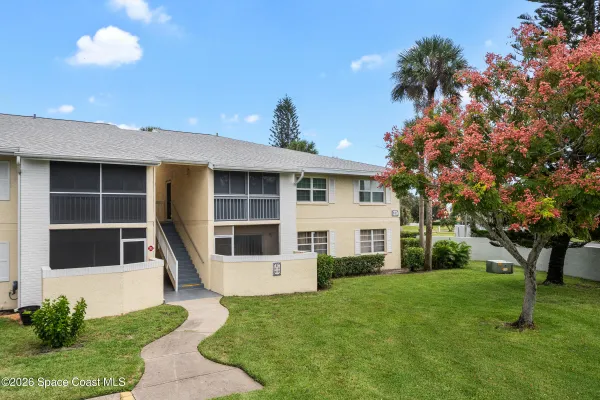 901 SONESTA AVE 102
