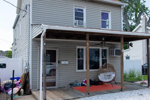 288 CONOVER ST