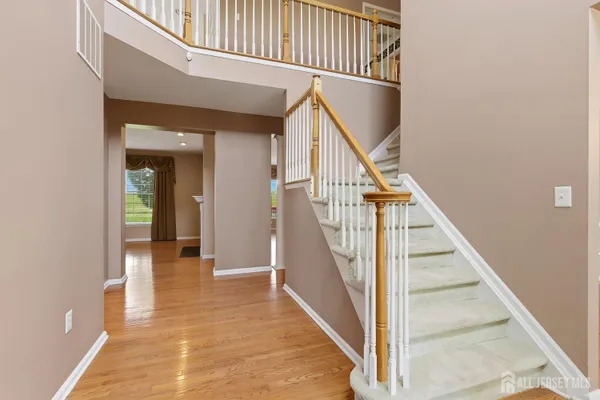 31 NARROWS WAY