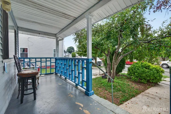 105 N TALMADGE ST