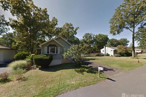 123 DOROTHY AVE