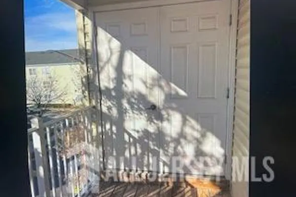 1031 DOGWOOD CT