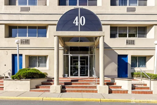 40 FAYETTE ST 26
