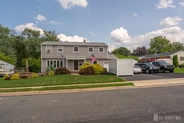 25 HUDSON RD