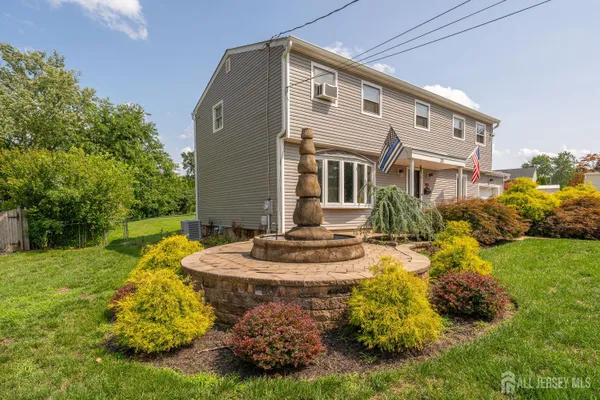 25 HUDSON RD