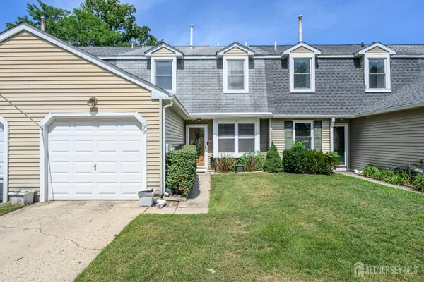 39 RIVER BANK DR