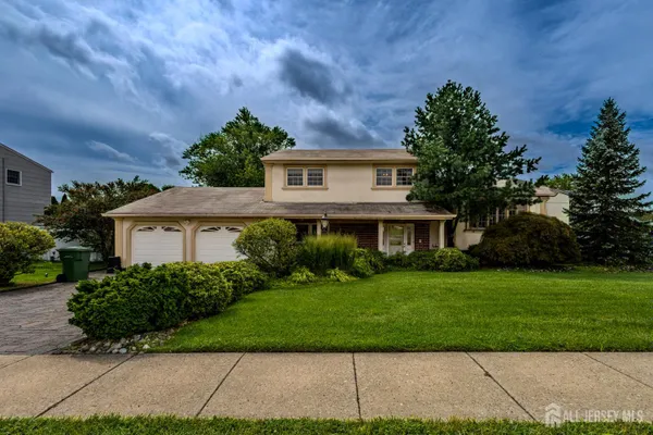 10 DEVONSHIRE RD