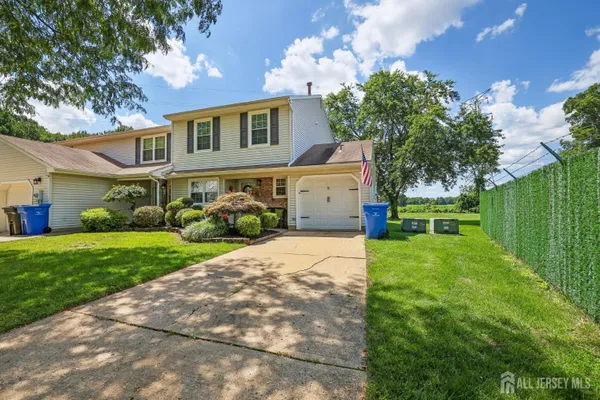 79 STAGHORN DR
