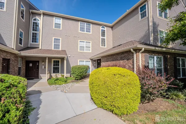 7493 ELM CT