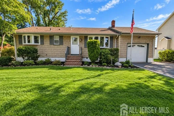 347 DELMORE AVE