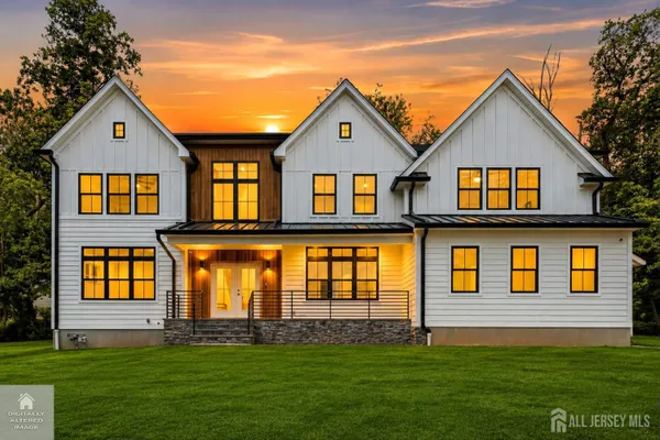 170 JOHNSTON DR