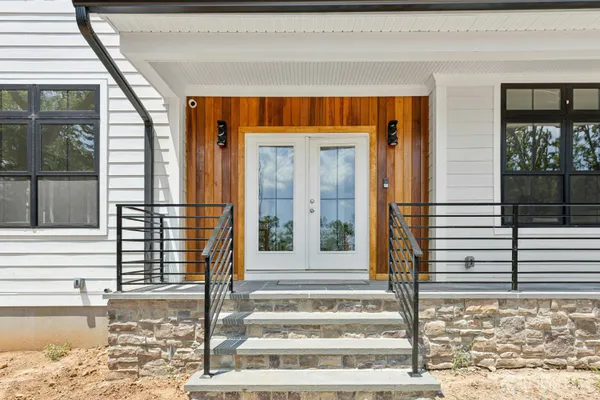170 JOHNSTON DR