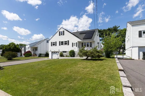 19 JONQUIL CIR