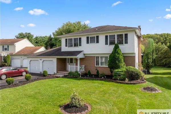21 ELDRIDGE DR