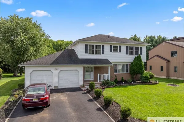 21 ELDRIDGE DR
