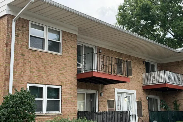 160 EVERGREEN RD 20B
