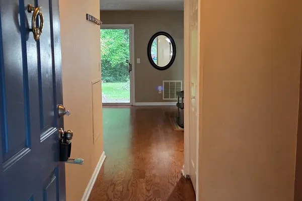 19 TANGLEWOOD CT