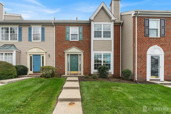 3804 GRAHAM CT