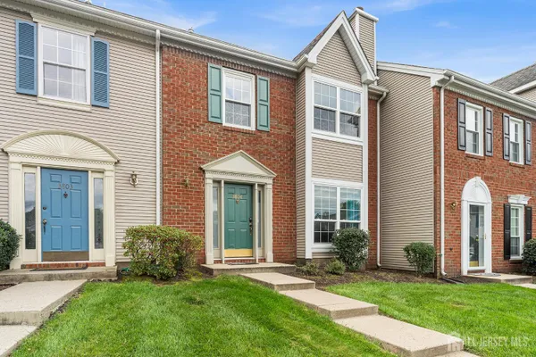 3804 GRAHAM CT