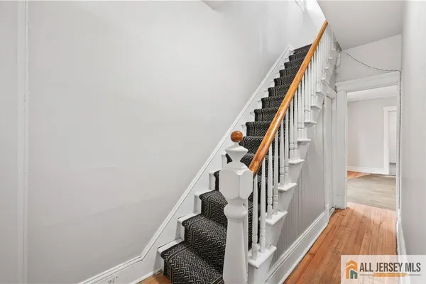0-362-364 ALPINE ST