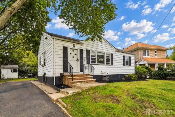 163 ALBERT AVE