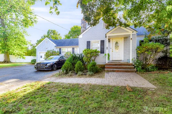 55 NELSON AVE