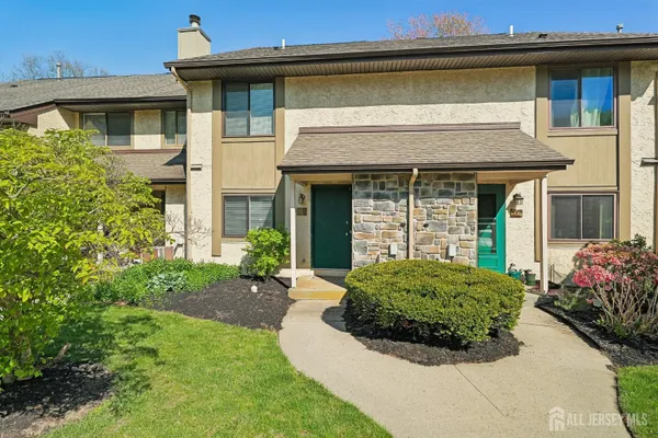 265 HAMPSHIRE DR