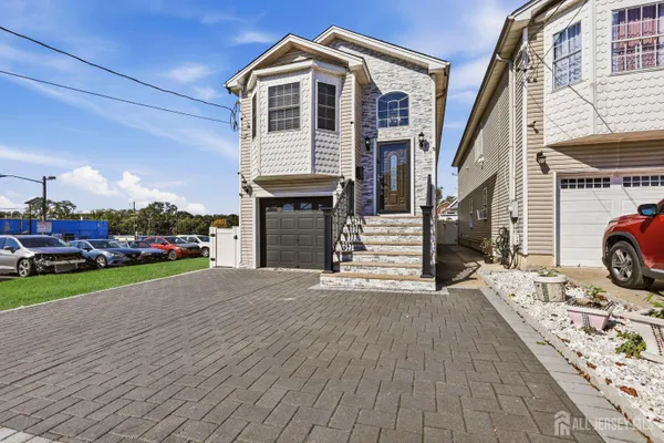 459 MITCHELL PL