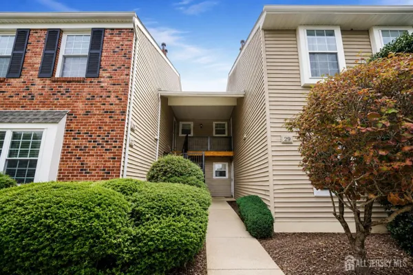 29 LINDSEY CIR