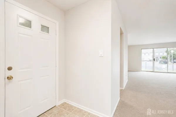 29 LINDSEY CIR
