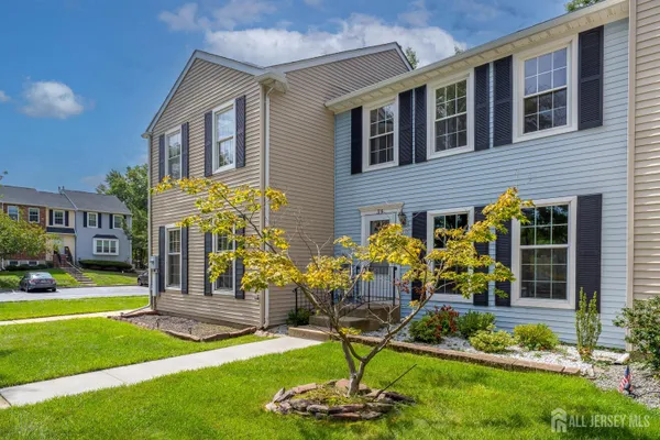 35 E BYRNES LN