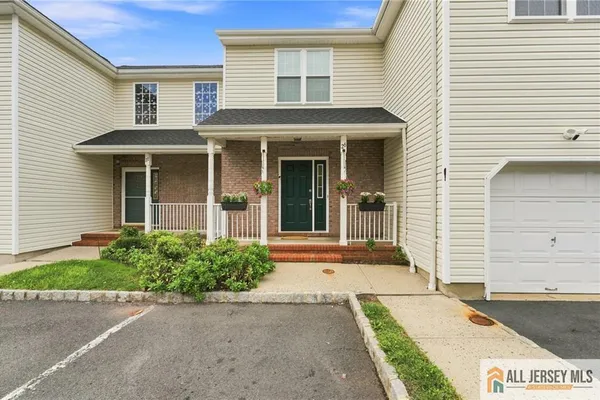 26 E BURGESS DR 26