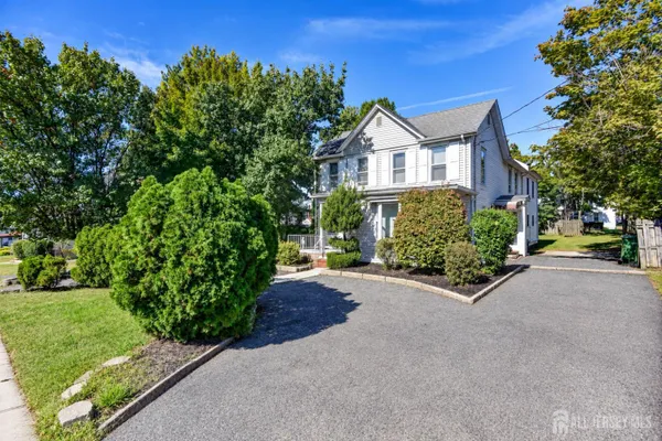 185 WASHINGTON RD