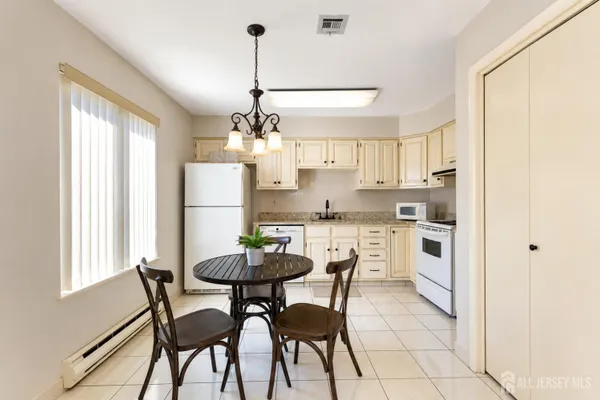 738-C PROSPECT RD C