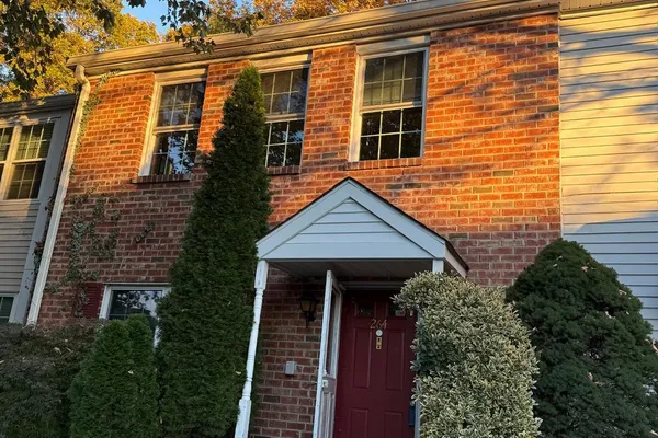264 PALOMBI CT
