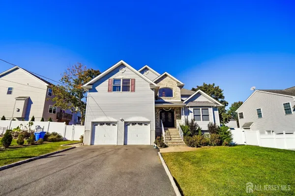 36 FIUME ST