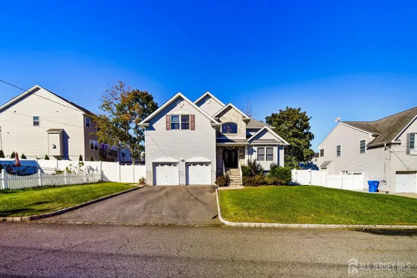 36 FIUME ST