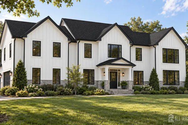 75 MAYBERRY AVE